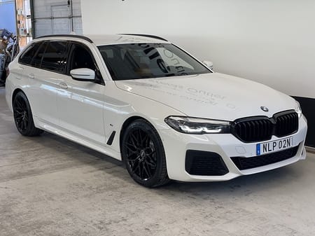 BMW 520d xDrive Touring 520 M-Sport 190hk Drag Värmare Cockpi