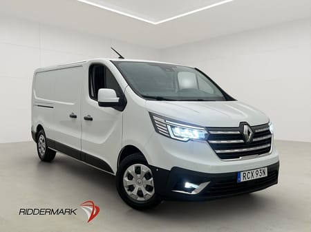 Renault Trafic Skåpbil L2 Kamera 3-Sits LED Farthållare CARPLAY Moms