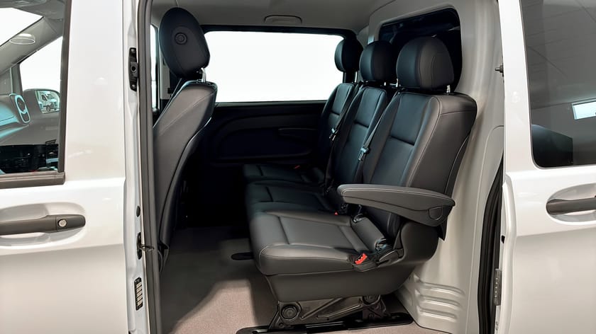 Bild 5 av Mercedes-Benz Vito Mixto 119 CDI 4x4 3.0t EX. LÅNG PRO