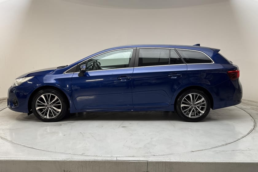 Bild 2 av Toyota Avensis Kombi 1.6 D-4D Touring Sports 112hk Active Plus