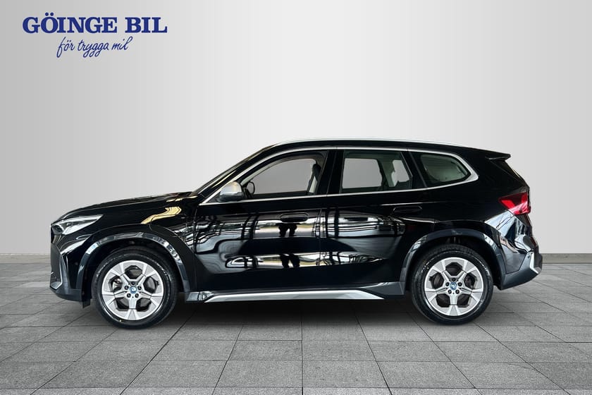 Bild 5 av BMW X1 xDrive25e PHEV xLine Skinn/Drag/Navi