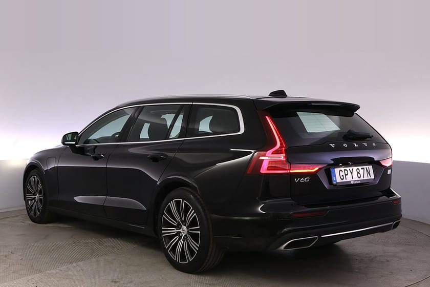 Bild 4 av Volvo V60 Recharge T6 AWD Momentum Adv. PDC LED Farthållare