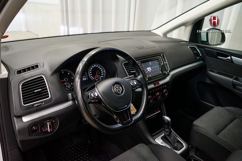 Bild 5 av Volkswagen Sharan 2.0 TDI 7-sits Premium Panorama Drag GPS Kamera