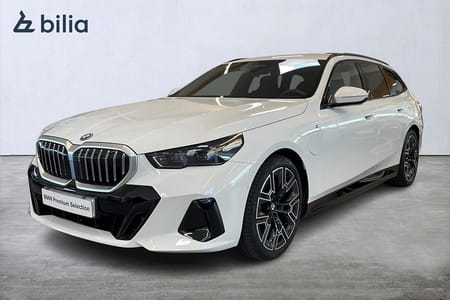 BMW 530e xDrive Touring M Sport Värmare B&W Adaptiv farth. Drag