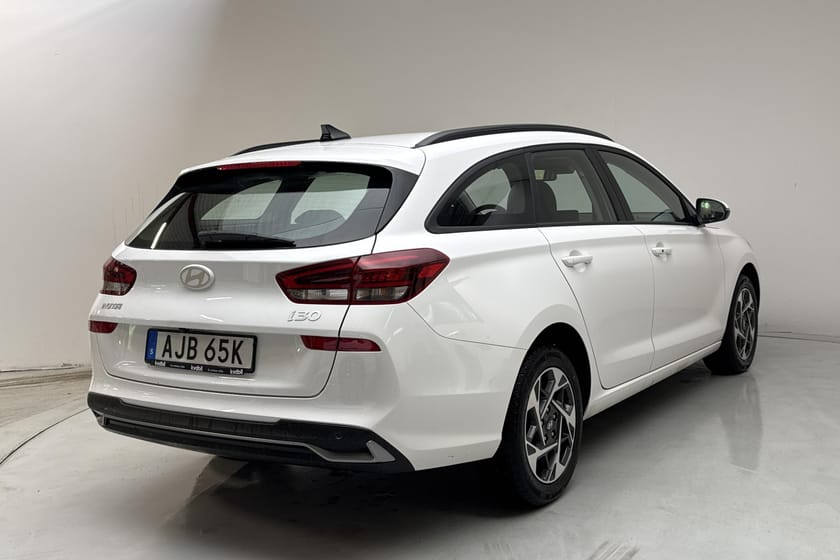 Bild 3 av Hyundai i30 Kombi 1.0 T-GDi MHEV (100hk) Navi Backkamera