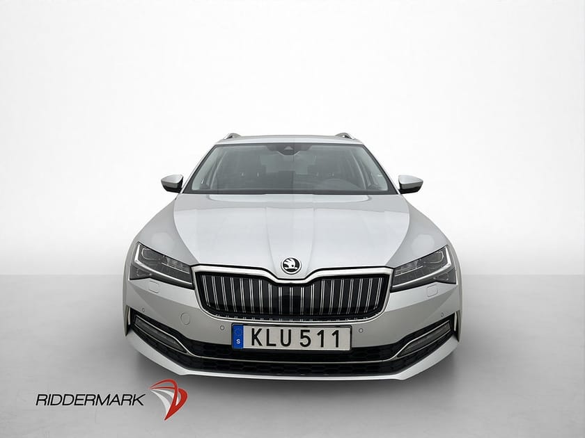 Bild 2 av Škoda Superb iV Kombi Skoda 1.4 TSI L&K Drag Värmare Kamera Skinn Navi