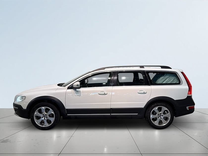 Bild 4 av Volvo XC70 D4 AWD Classic Summum Drag Dvärm Skinn GPS S/V-hjul