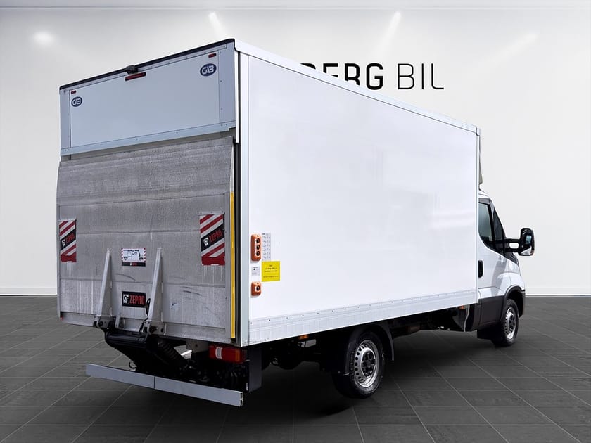 Bild 3 av Iveco Daily 35-140 Chassi Cab 2.3 JTD 136hk Värmare MOMS