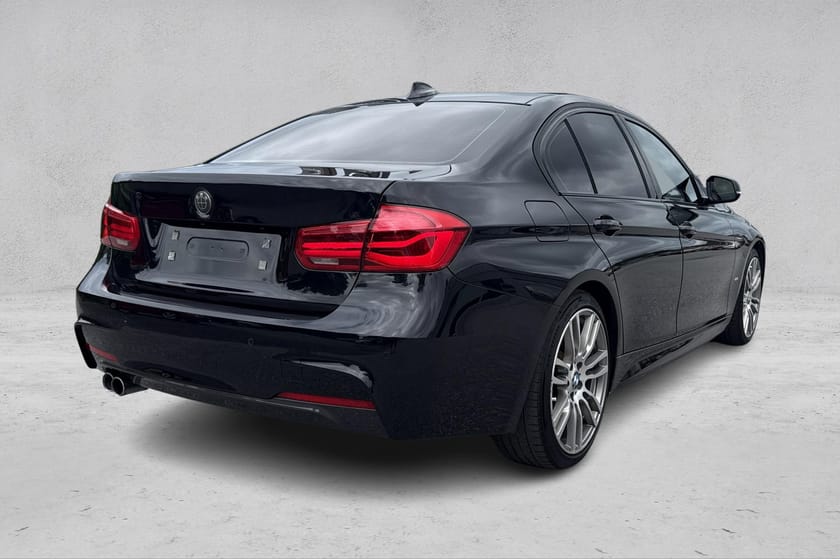 Bilde 5 av BMW 330e Sedan M-SPORT | AUT | H&K | SOLTAK | NAVI-PRO |