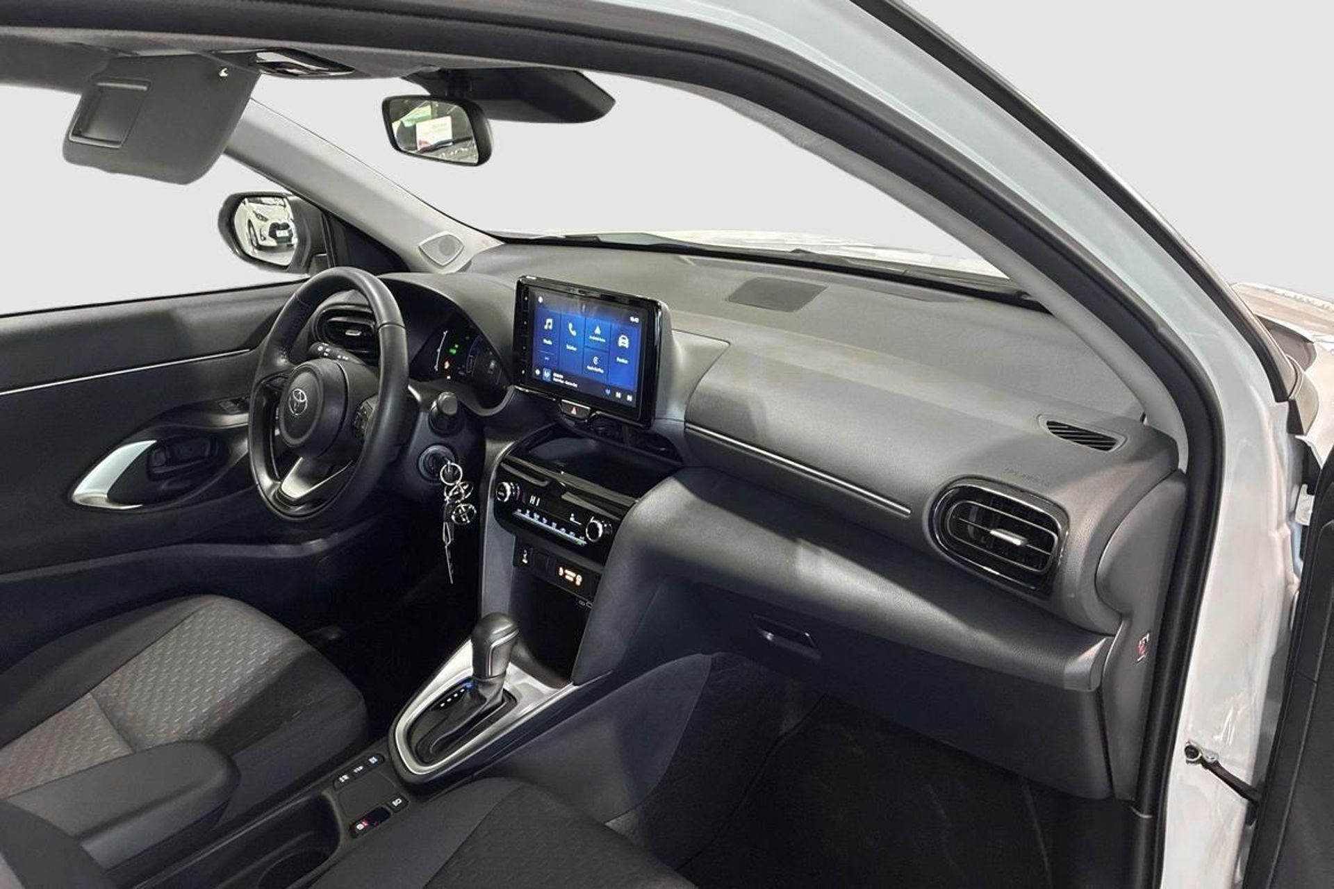 Toyota Yaris Cross 2025, bild 7/10