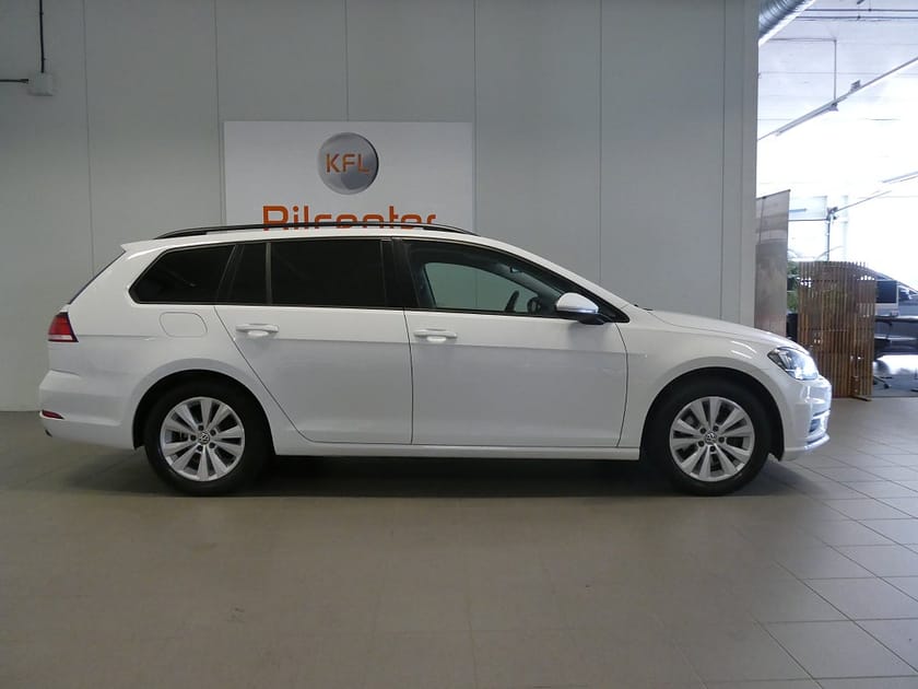 Bild 5 av Volkswagen Golf Sportscombi 2.0 TDI 4M GT Aut-Värmare-CarPlay-Adaptiv-SoV