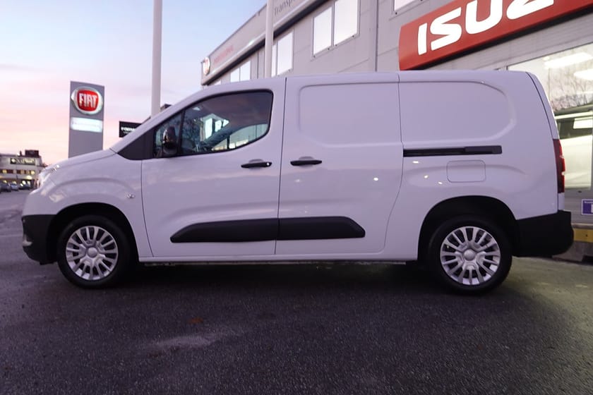 Bild 5 av Toyota ProAce City 1.5D 130hk L2 DUBBLA SKJUT | DRAG|VÄRMARE