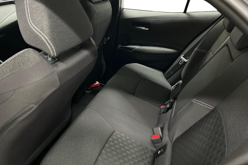 Bild 5 av Toyota COROLLA 1,8 HYBRID 5D ACTIVE PLUS Beställningsbil