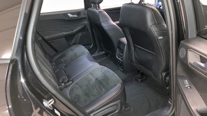 Bild 5 av Ford Kuga Plug-In Hybrid pHev ST-line X 225hk Dragkrok
