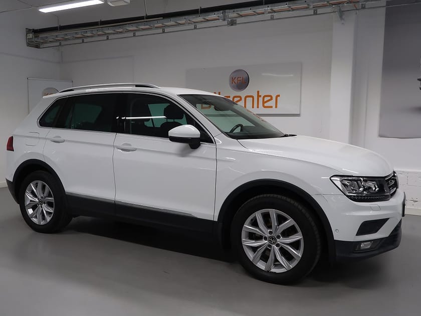 Bild 4 av Volkswagen Tiguan 2.0 TSI 4M V-Däck ingår Drag-Kamera-Värmare-CarPlay-Rat