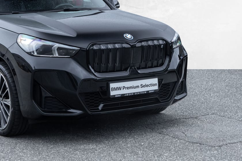 Bilde 2 av BMW iX1 xDrive30 M-Sport Pano HeadUP A.Cruise H/K Krok