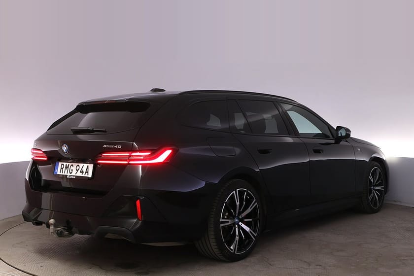 Bild 5 av BMW i5 xDrive40 Touring M Sport Pro Drag HK Kamera V-hjul