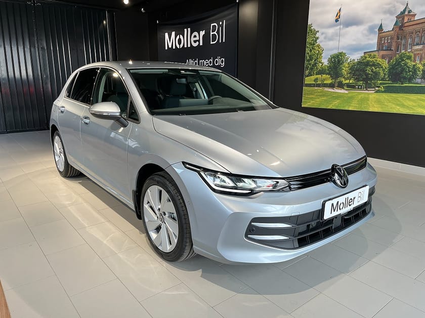 Bild 1 av Volkswagen Golf Edition, 150hk, Automat - Leasa fr: 3495kr ink. service