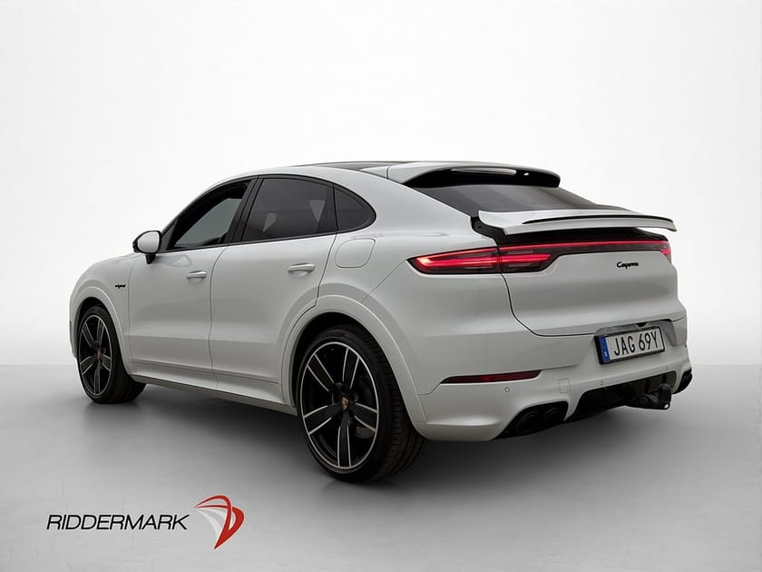 Bild 4 av Porsche Cayenne E-Hybrid Coupé Platinum Pano BOSE Luftfjäd