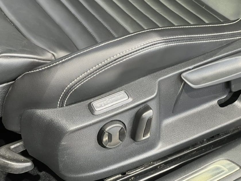 Bild 5 av Volkswagen Passat Sportscombi 2.0 TDI 200 HK 4Motion DSG KAMREMBYTT DRAG KAMERA