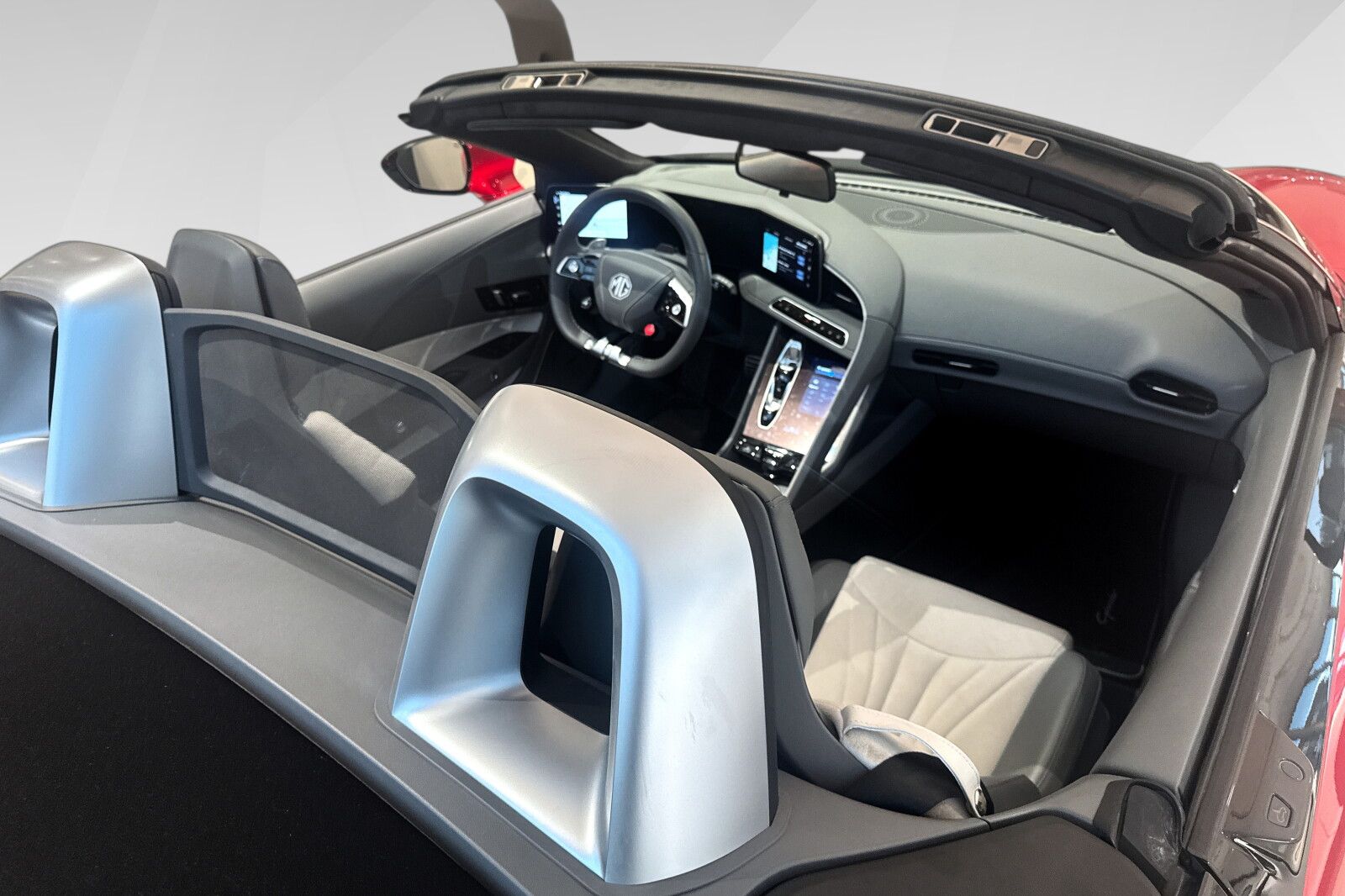 MG Cyberster 77 kWh bilde 18