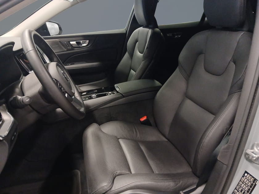 Bild 5 av Volvo V60 T6 Plus Dark Nordic Edition