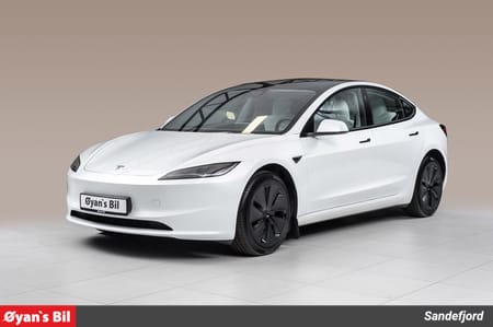 Tesla Model 3 Long Range AWD LR/AWD/629KM/HENGERFESTE/HVITT INTERIØR
