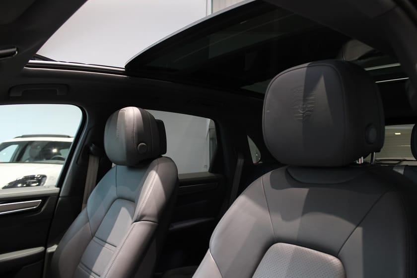 Bild 4 av Porsche Cayenne E-Hybrid Platinum Edition