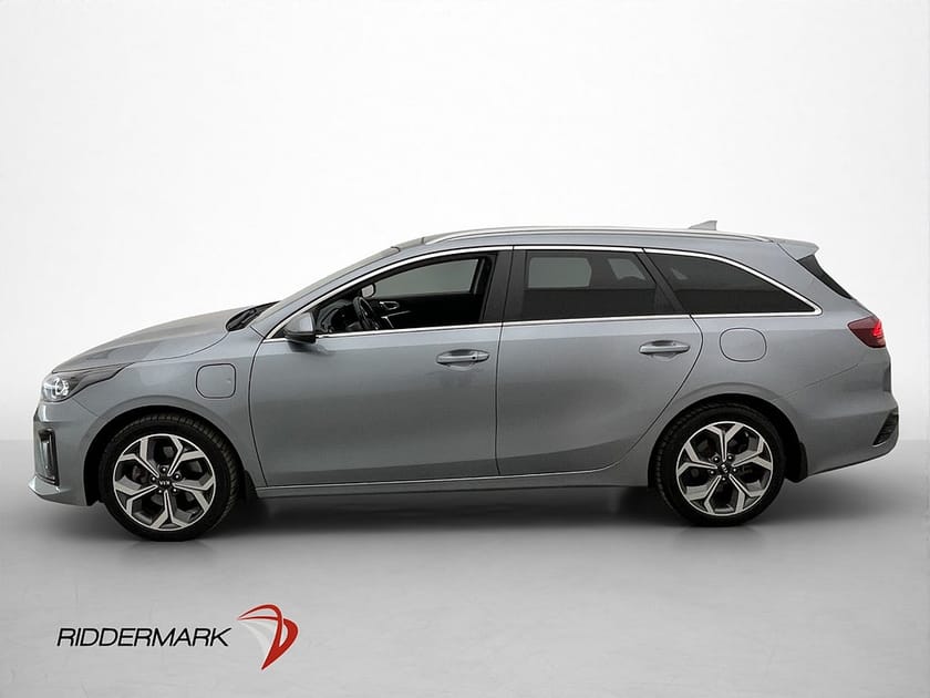 Bild 4 av Kia Ceed Sportswagon Plug-in Hybrid Adv Plus 2 Cockpit Pano Kamera Drag