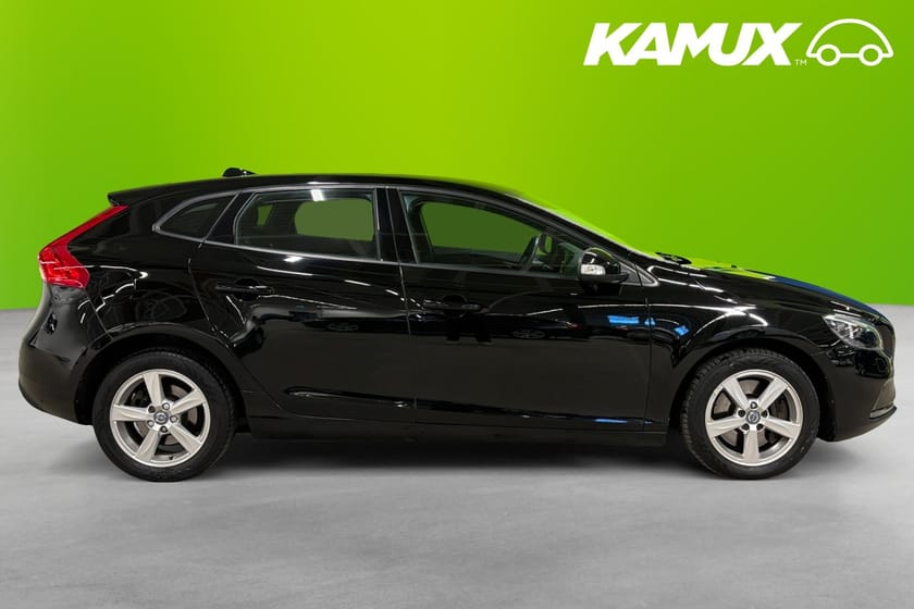 Bild 2 av Volvo V40 D2 Geartronic 120hk Värmare Drag Navi PDC