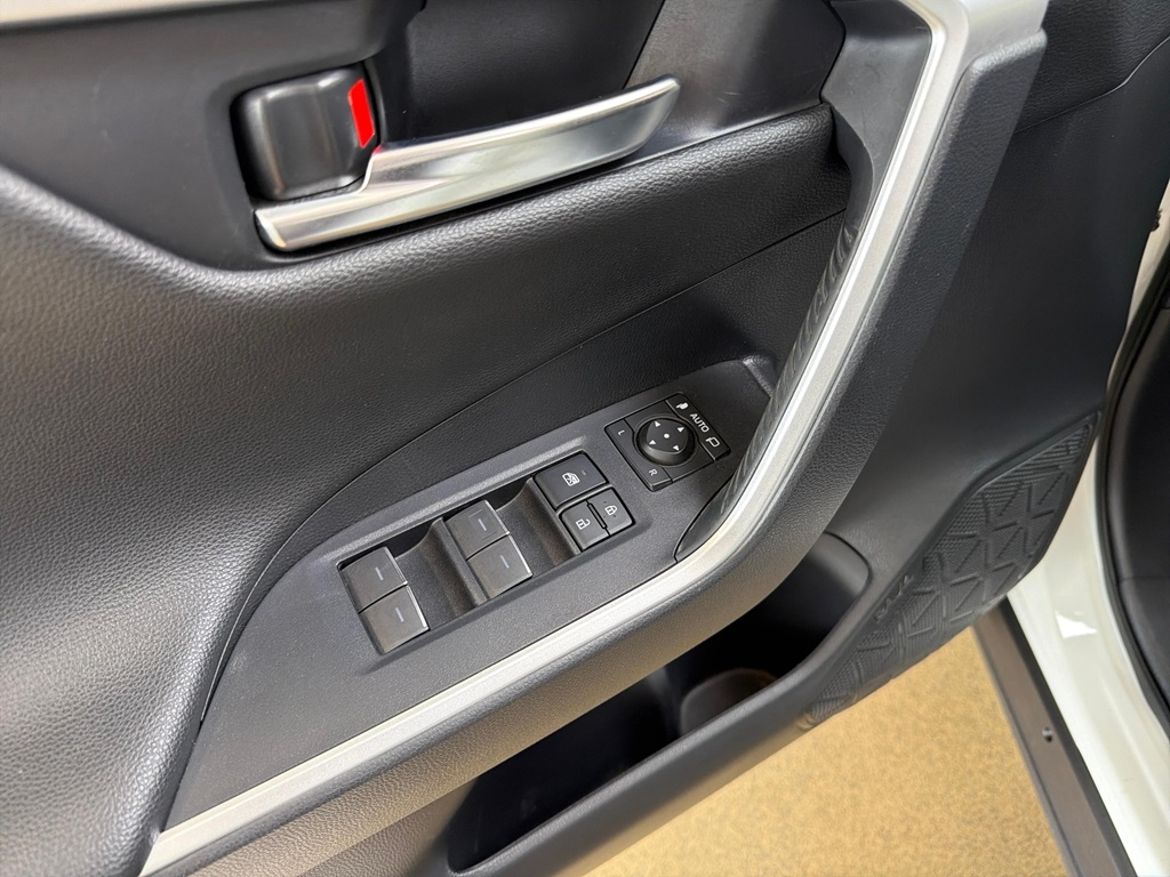 Toyota Toyota RAV4 Plug-in Hybrid — bild 15