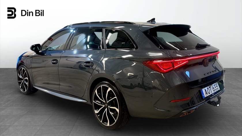 Bild 3 av CUPRA Leon Sportstourer e-Hybrid Sporttourer eHybrid DSG Drag/Backkamera