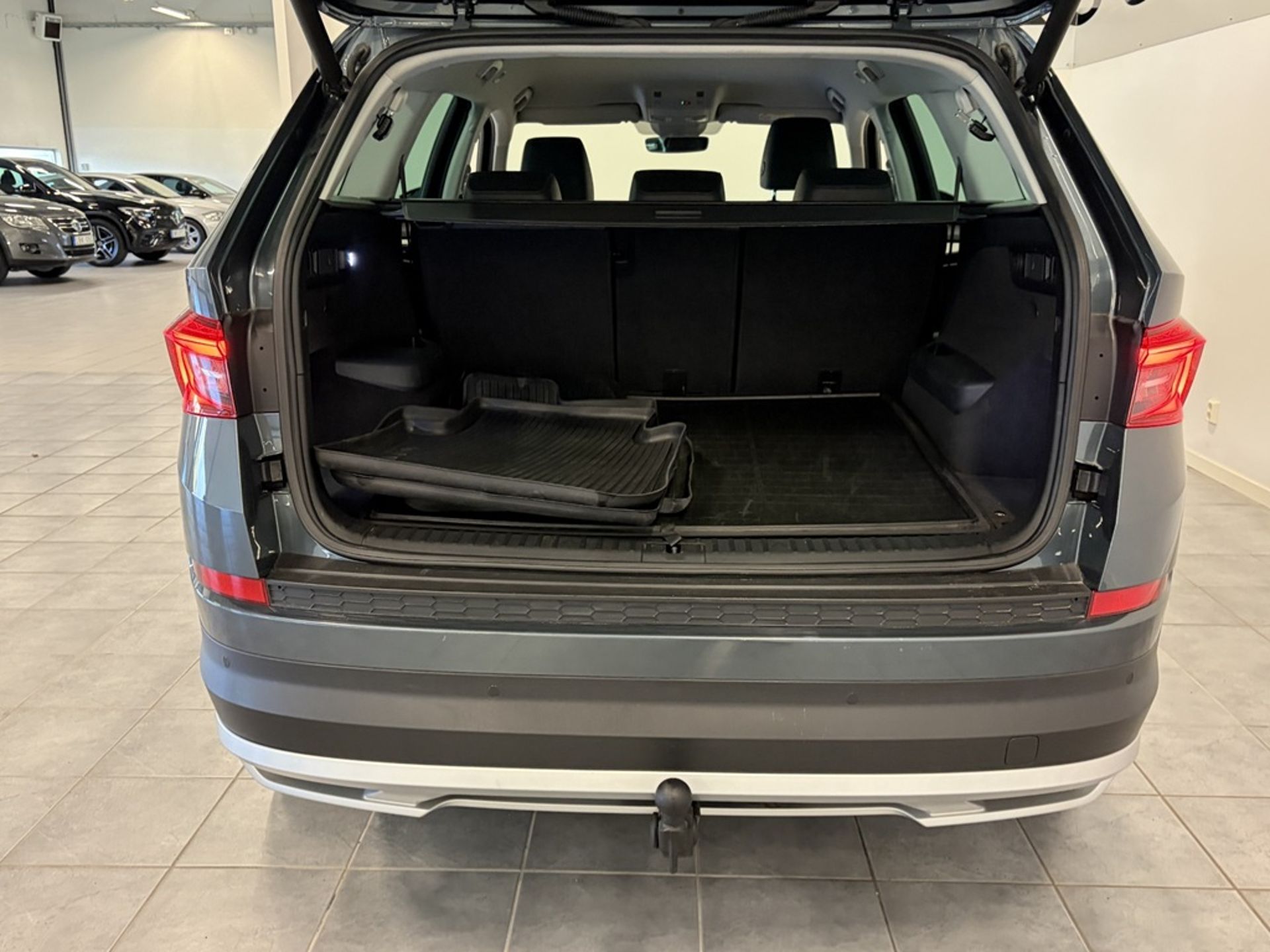 Skoda Kodiaq Scout 2.0 TSI 2018, bild 5/10