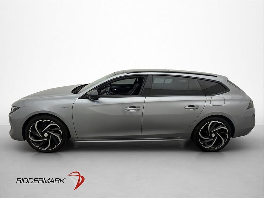 Bild 4 av Peugeot 508 SW Hybrid GT Drag Pano Kamera Focal Skinn Navi