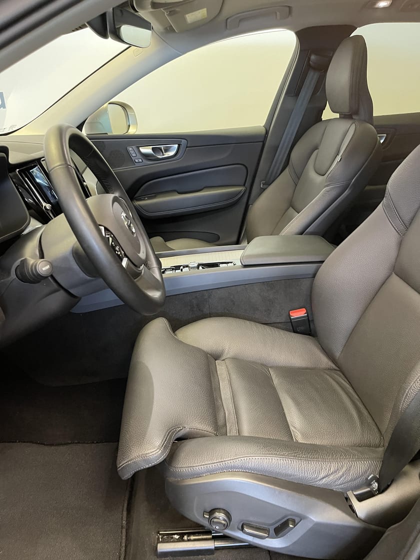 Bild 5 av Volvo XC60 T6 Plus Bright Edition / Dragkrok / Läder / Backkamera /