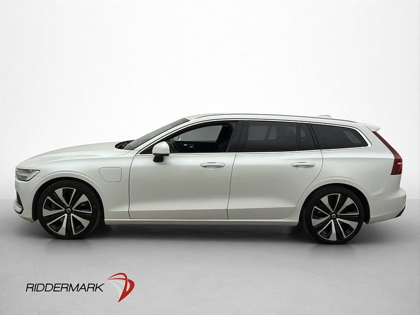 Bild 4 av Volvo V60 Reacharge T6 AWD 350hk H/K 360° CarPlay HUD Värm
