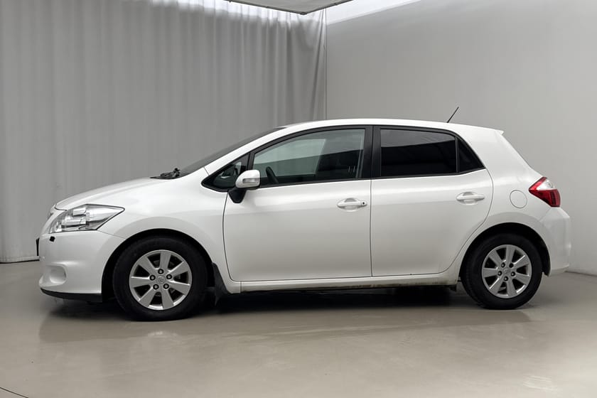 Bild 2 av Toyota Auris 1.4 D-4D 5dr (90hk)