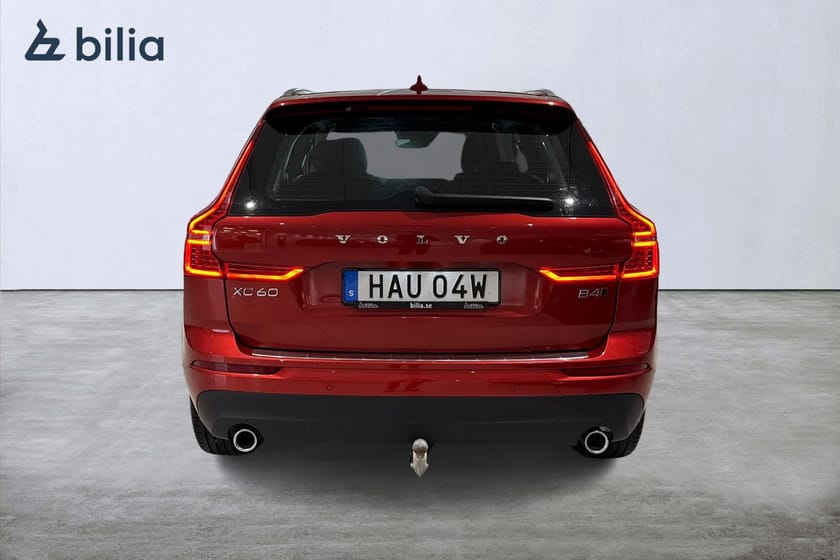 Bild 5 av Volvo XC60 B4 AWD Diesel Momentum Advanced SE. Dragkrok