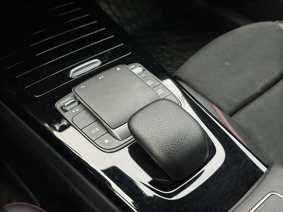 Mercedes-Benz A 180, bild 16 av 20