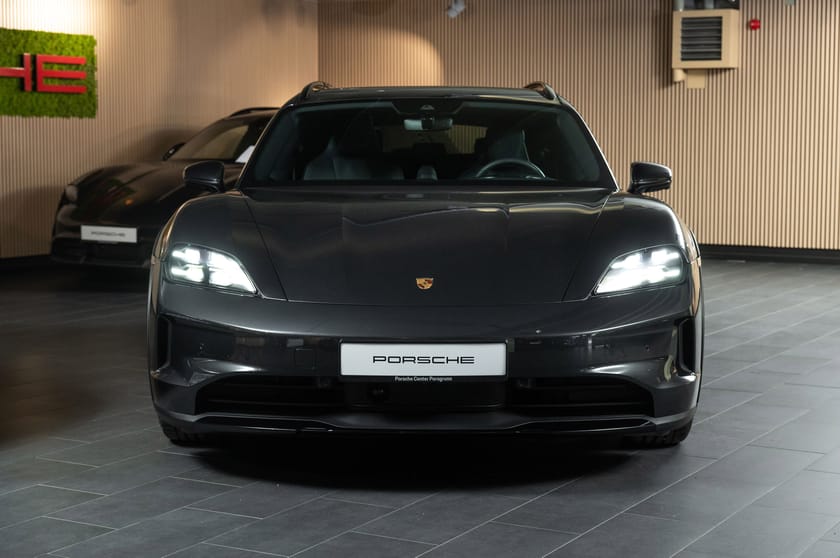 Bilde 2 av Porsche Taycan 4S Cross Turismo Pano/Matrix/Sport-chrono/BOSE/18-vei/ACC/+++