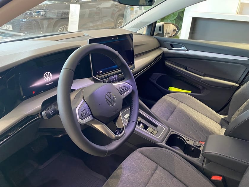 Bild 3 av Volkswagen Golf Sportscombi LIFE 1,5 ETSI 150 HK DSG7