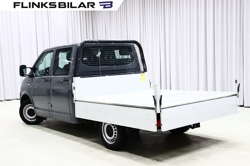 Bild 4 av Volkswagen Transporter Chassi Dubbelhytt TDI 102HK Dubbelhytt|Flak|6-Sits|Drag|Värmare