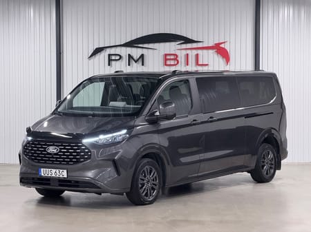 Ford Tourneo Custom 320 320L 2.0 AWD / 9-Sits / Läder / S&V-Hjul / Moms