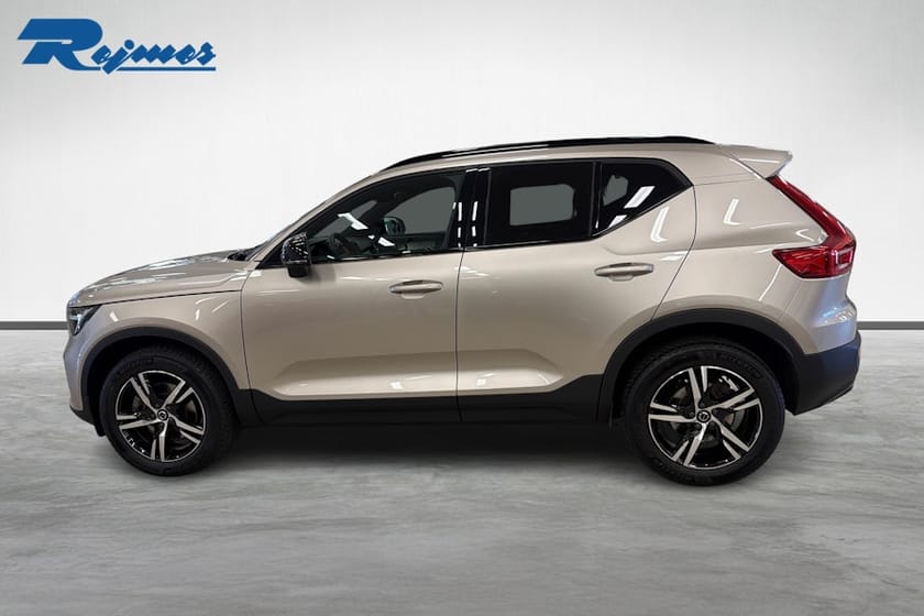 Bild 5 av Volvo XC40 B4 FWD Bensin Plus Dark