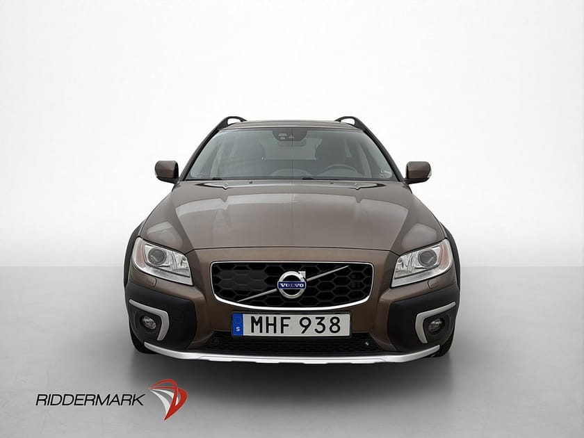 Bild 2 av Volvo XC70 D4 AWD Classic Summum 181hk Drag Taklucka 1 Ägare