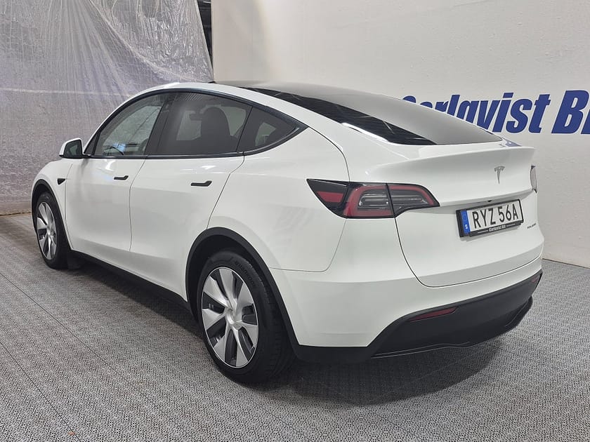 Bild 5 av Tesla Model Y Long Range AWD 514HK 4x4 Panorama Läder