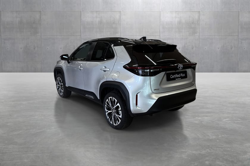 Bilde 3 av Toyota Yaris Cross Hybrid AWD-i 1.5 Bensin Automat Executive Bi-Tone