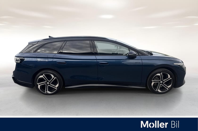 Bilde 4 av Volkswagen ID.7 GTX Tourer