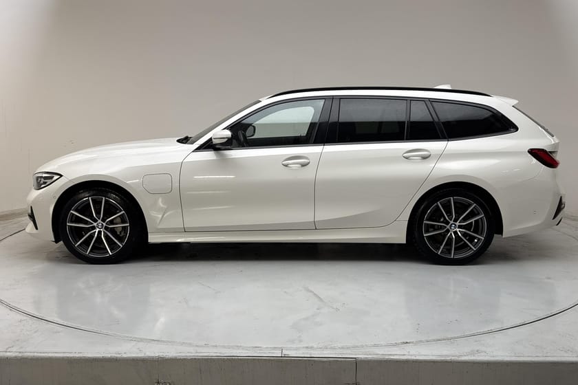 Bild 2 av BMW 330e Touring Touring, G21 (292hk) Sport Line