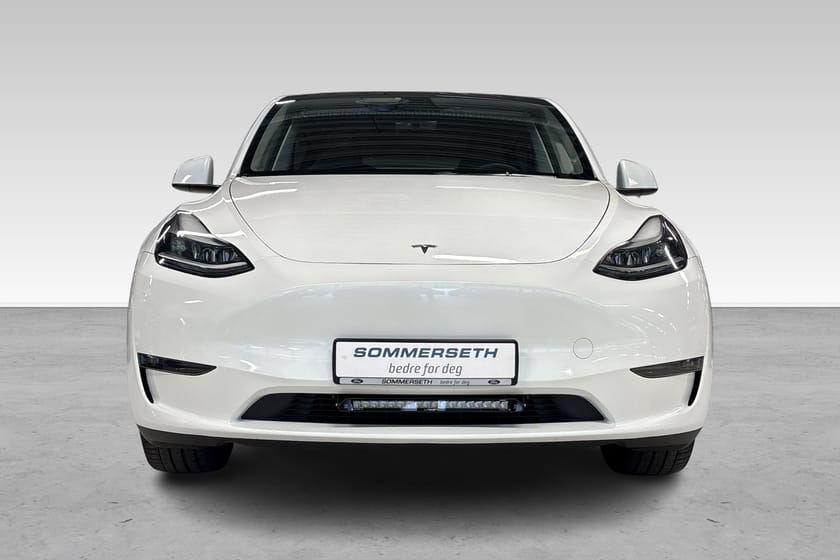 Bilde 4 av Tesla Model Y Long Range AWD 1 eier, AWD, Range, Ekstralys, Hengerfeste +++
